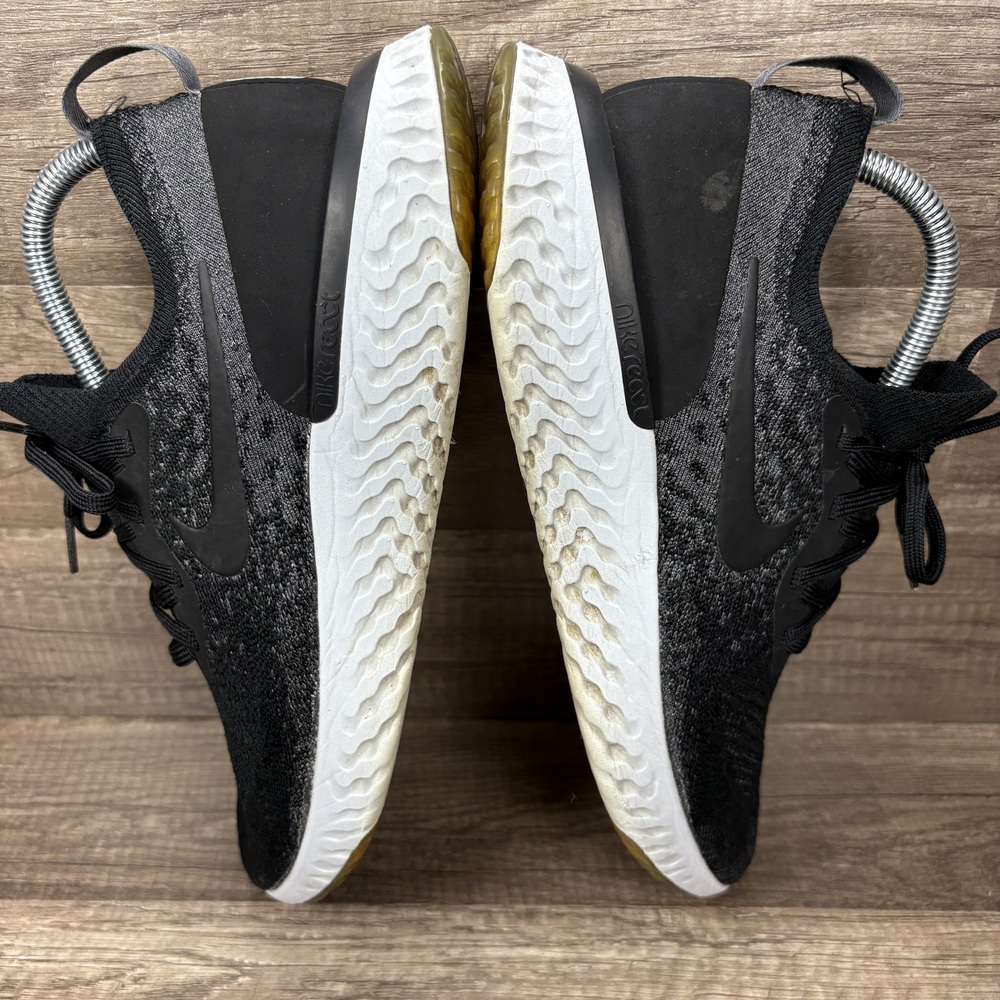 Nike Epic React Flyknit Black Gray Mens US Size 10 AQ0067-001 Running Shoes - Picture 6 of 9